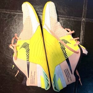 Nike Metcon 8 Women's Size 11 Rose Orange Volt Gym Cross Training DO9327-800